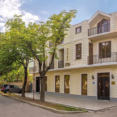 Royal House Otel Gori Dış mekan fotoğraf