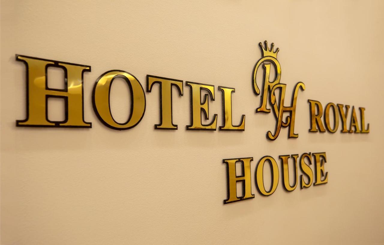 Royal House Otel Gori Dış mekan fotoğraf