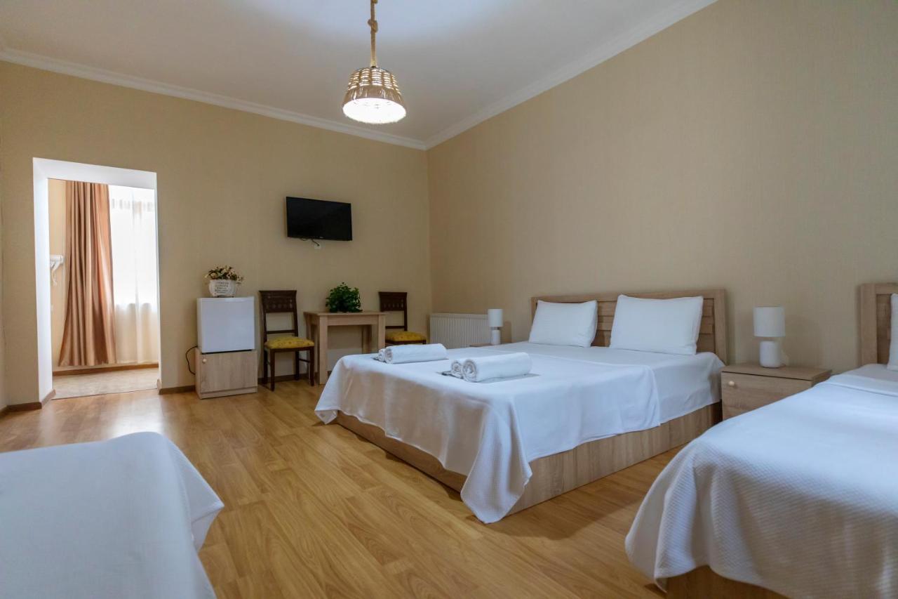 Royal House Otel Gori Dış mekan fotoğraf