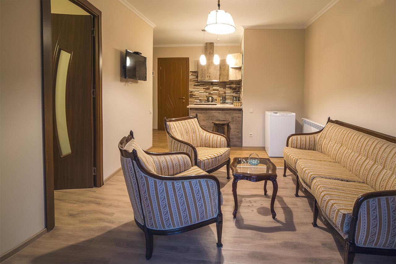 Royal House Otel Gori Dış mekan fotoğraf