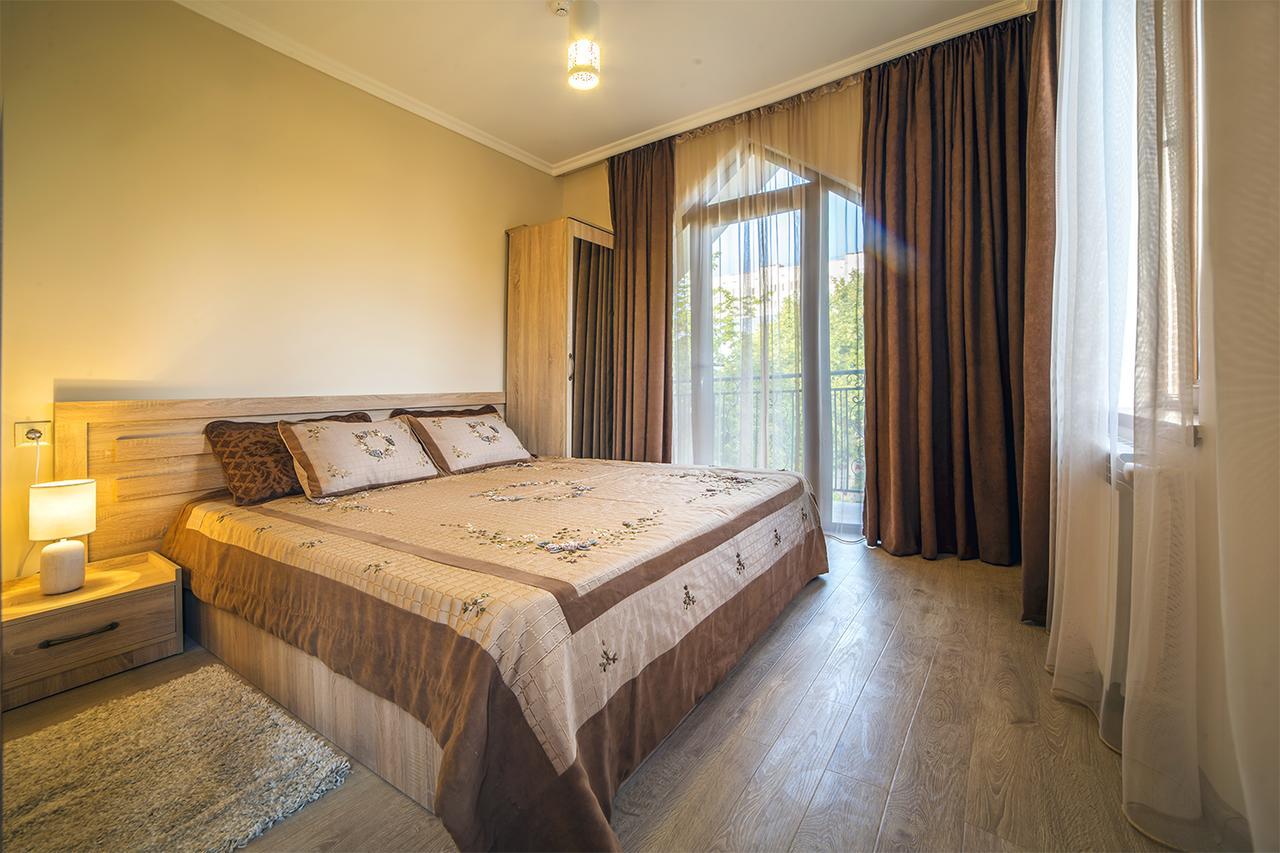 Royal House Otel Gori Dış mekan fotoğraf