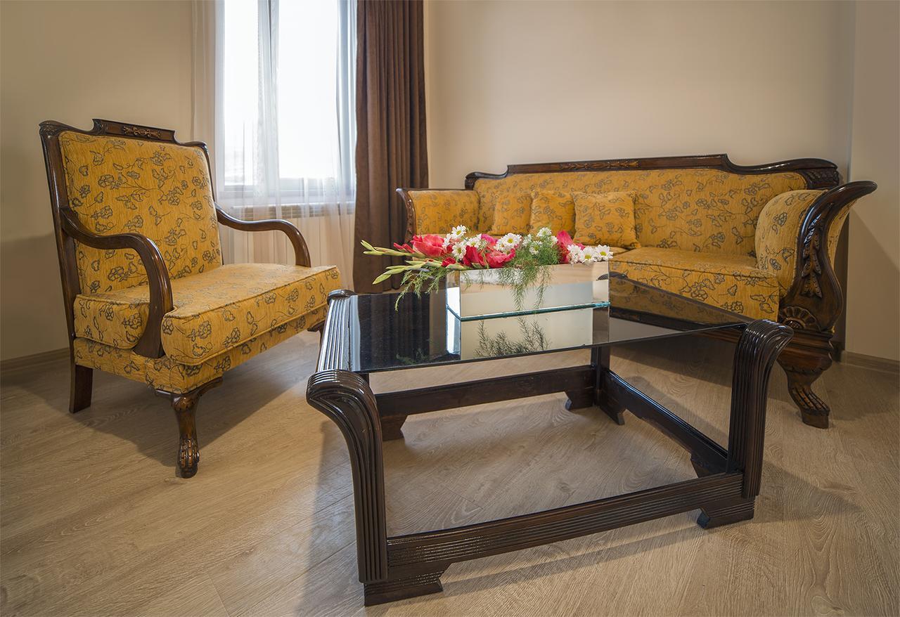 Royal House Otel Gori Dış mekan fotoğraf