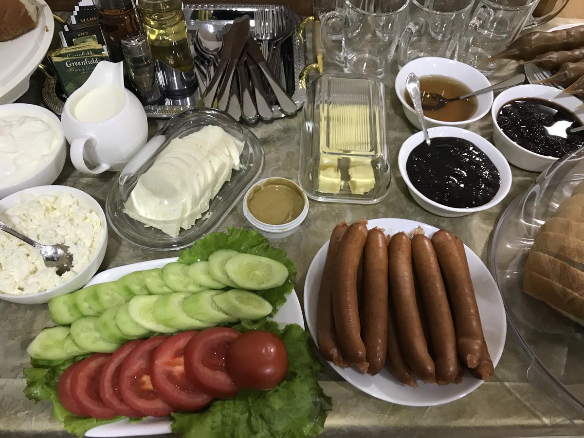Royal House Otel Gori Dış mekan fotoğraf